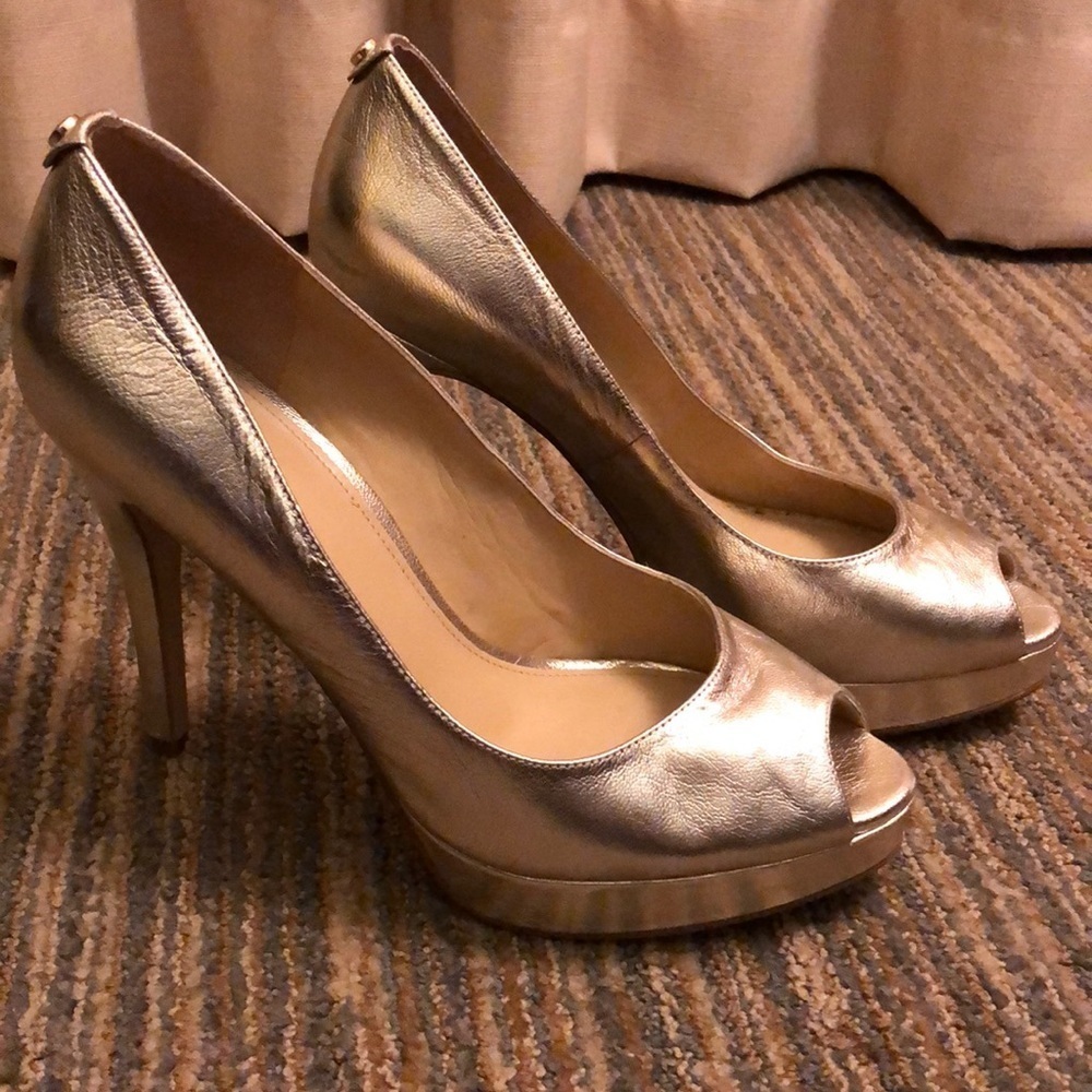 Michael Kors Gold Peep-Toe Pumps Sz 9M